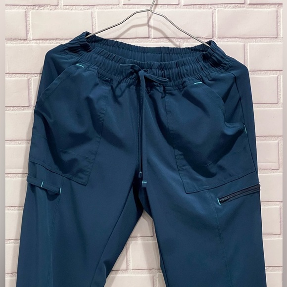 SCRUBSTAR women 2pcs scrubs set top and pants /size XS - Picture 10 of 16